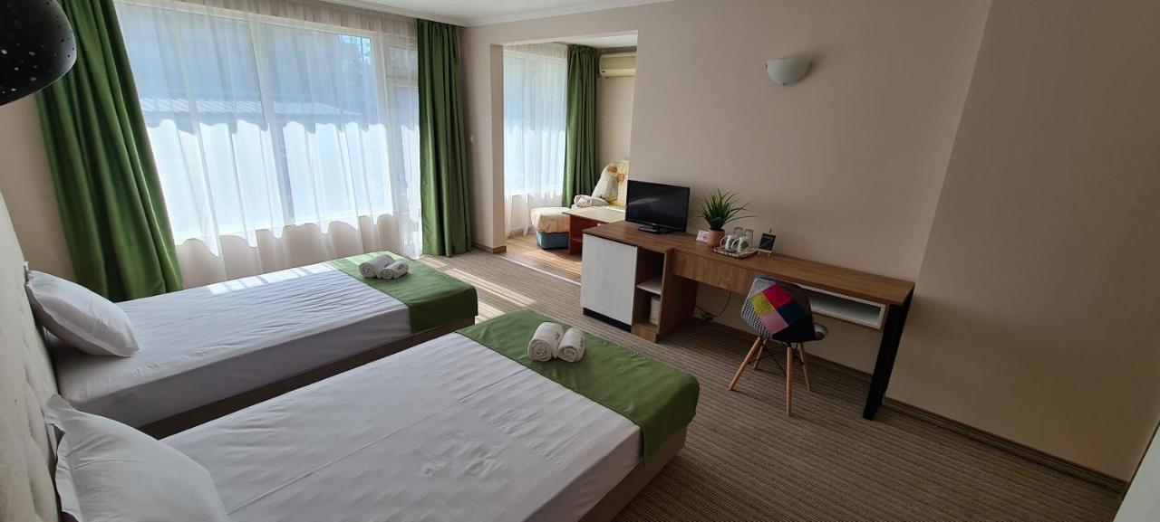 Mirana Family Hotel Burgas Екстер'єр фото