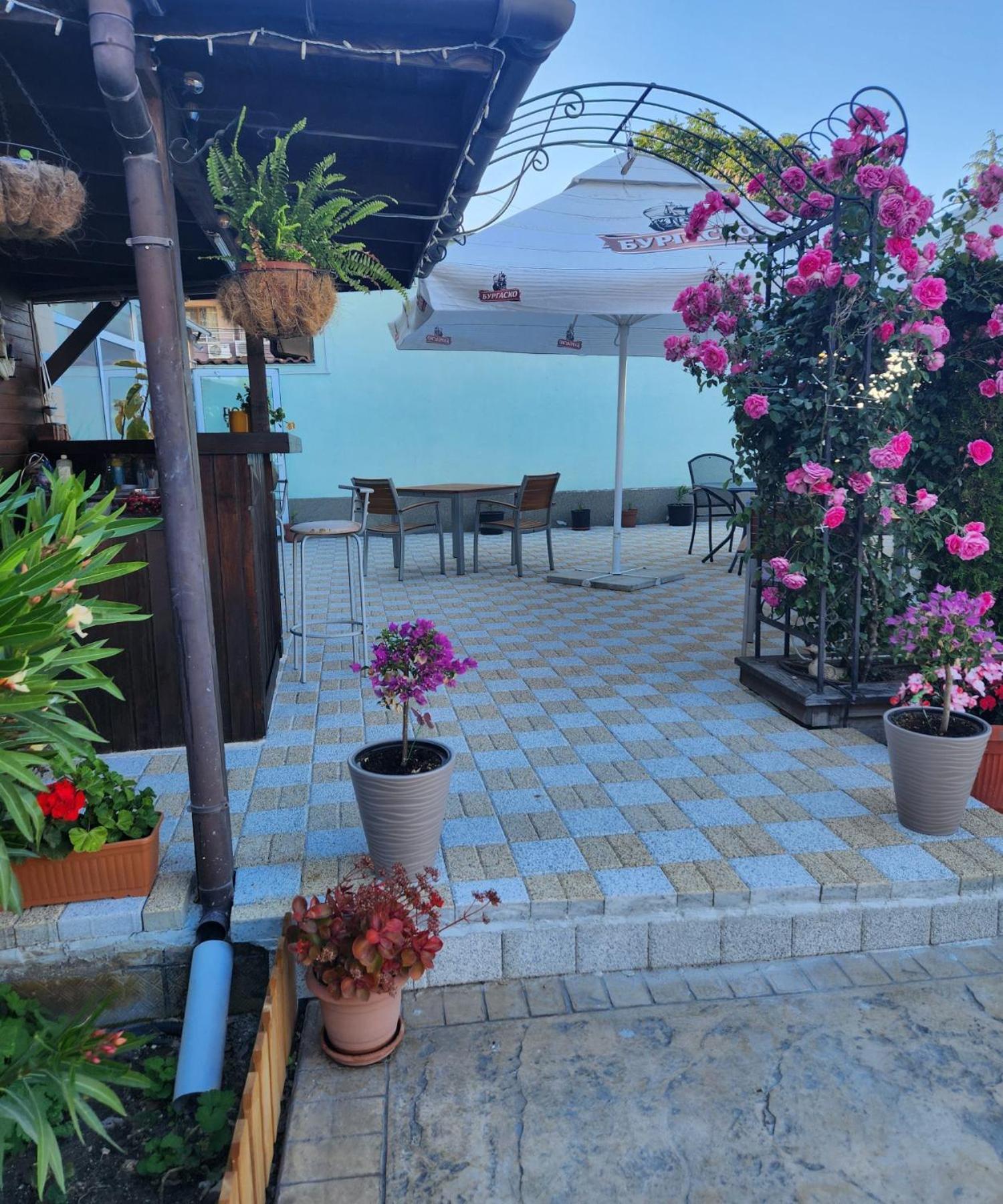 Mirana Family Hotel Burgas Екстер'єр фото